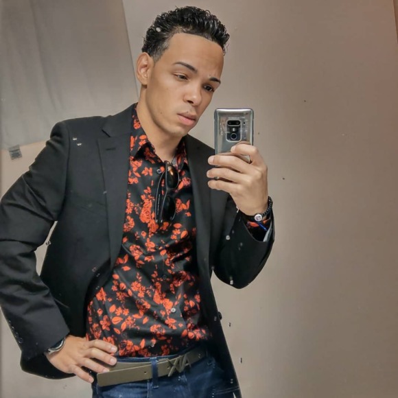 Meet your Posher, Darmacio - Picture 1 of 1